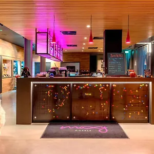 Hotel Moxy Excel London