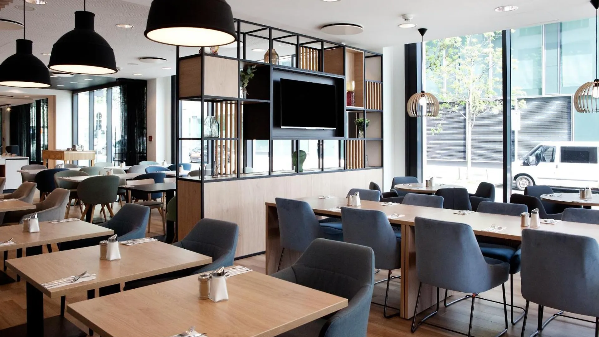 Holiday Inn Berlin City East Side By Ihg Hotel